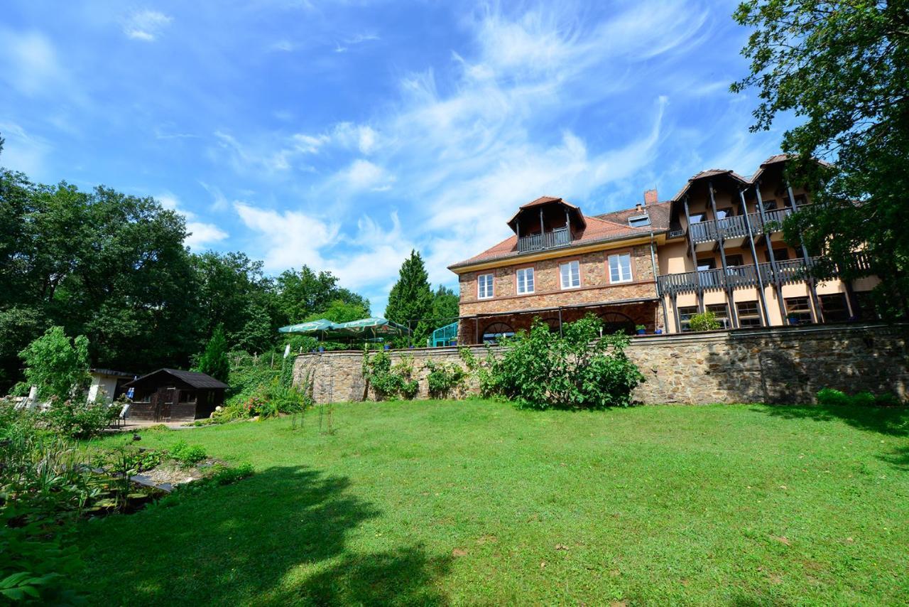 Bb Haus Neugebauer Garni Otel Geisenheim Dış mekan fotoğraf