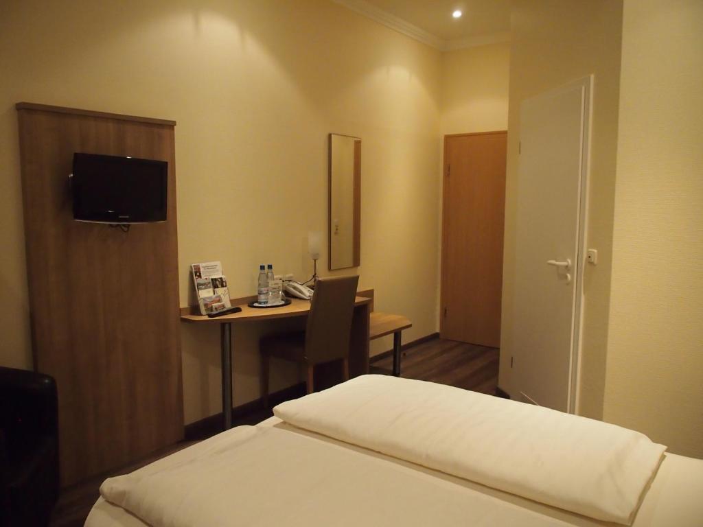 Bb Haus Neugebauer Garni Otel Geisenheim Oda fotoğraf