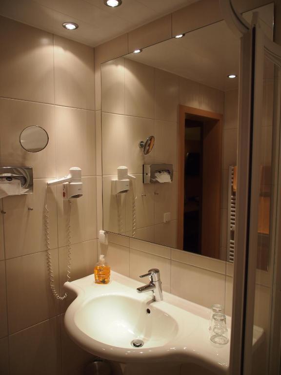 Bb Haus Neugebauer Garni Otel Geisenheim Oda fotoğraf